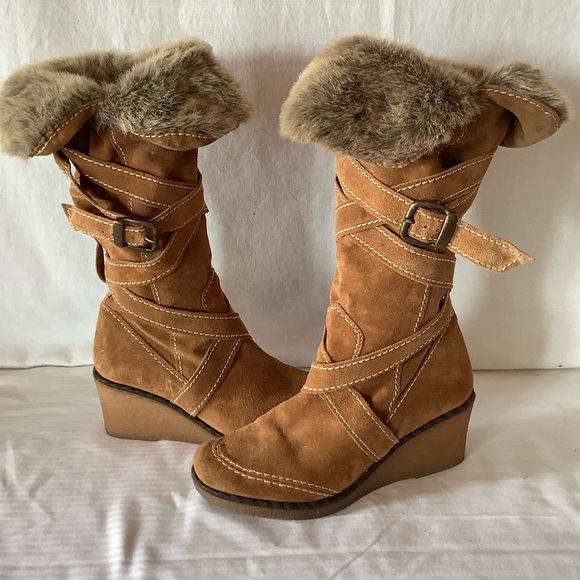 Suede wedge heel boot faux fur top size 7 - Picture 5 of 10